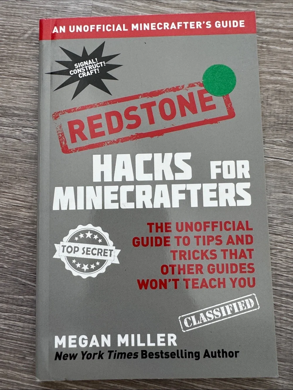 Guide Collection & Hacks for ers - Assorted Colors